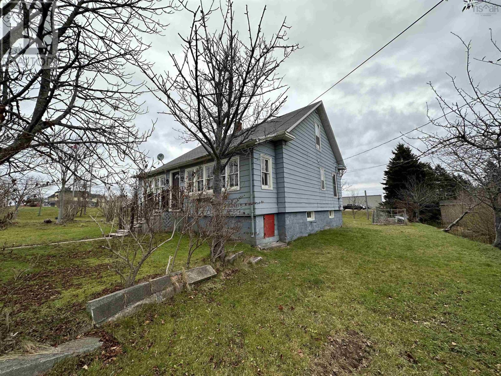 9401 Pepperell Street, St. Peter's, Nova Scotia  B0E 3B0 - Photo 4 - 202317393