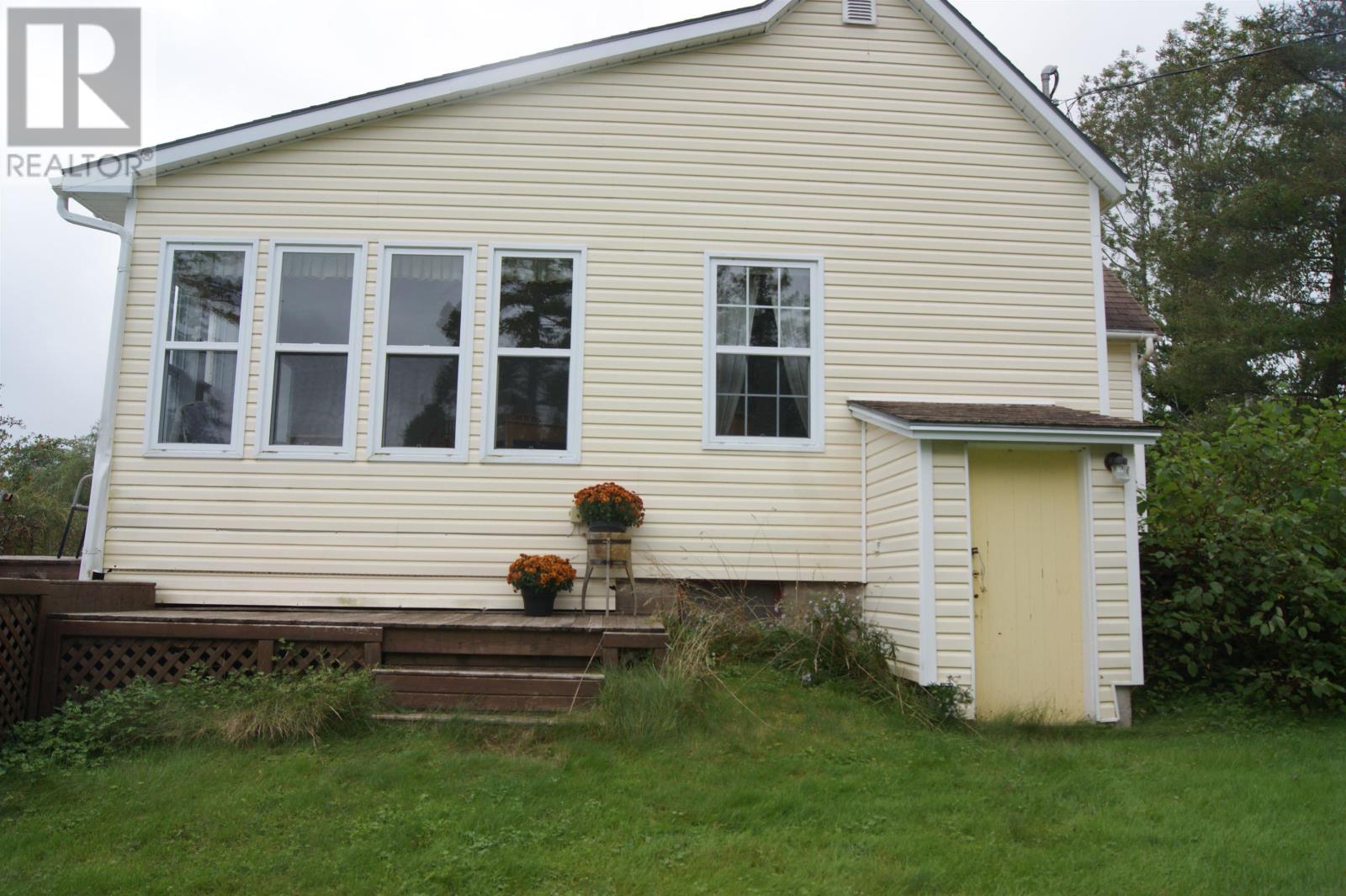 1011 Highway 205, Baddeck Bay, Nova Scotia  B2A 3L3 - Photo 7 - 202320314