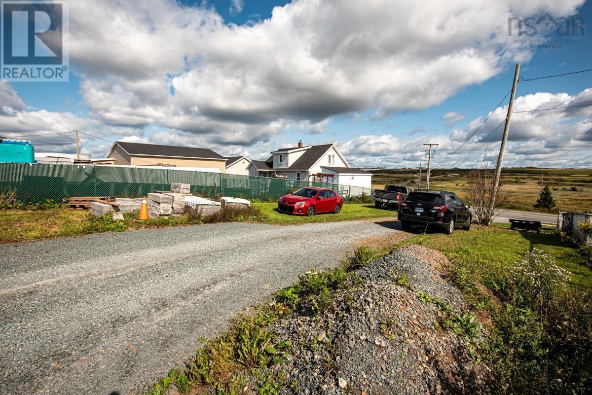 1333 Main Road, Eastern Passage, Nova Scotia  B3G 1M4 - Photo 4 - 202320423