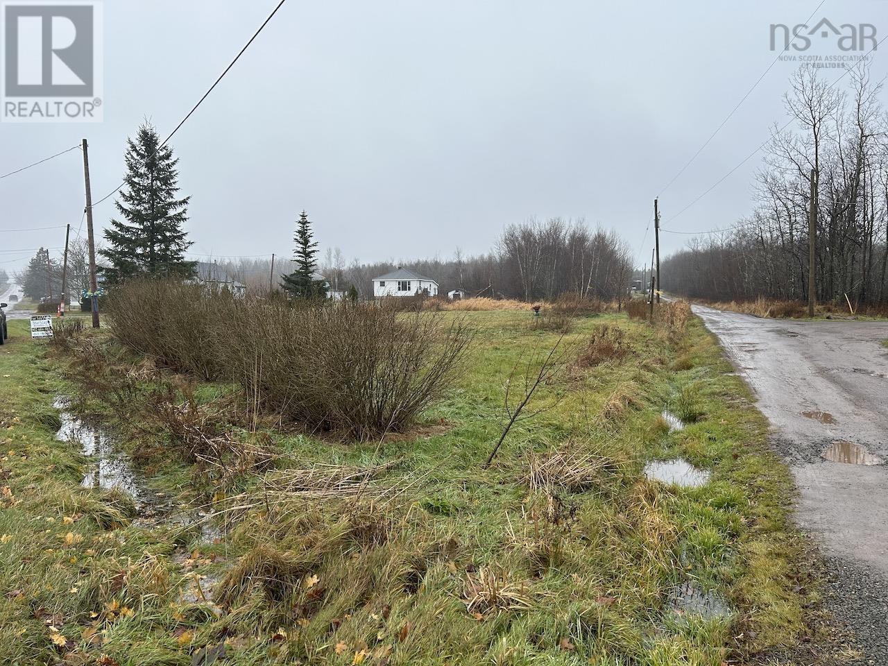 205 Mcgee Street, Springhill, Nova Scotia  B0M 1X0 - Photo 2 - 202324575