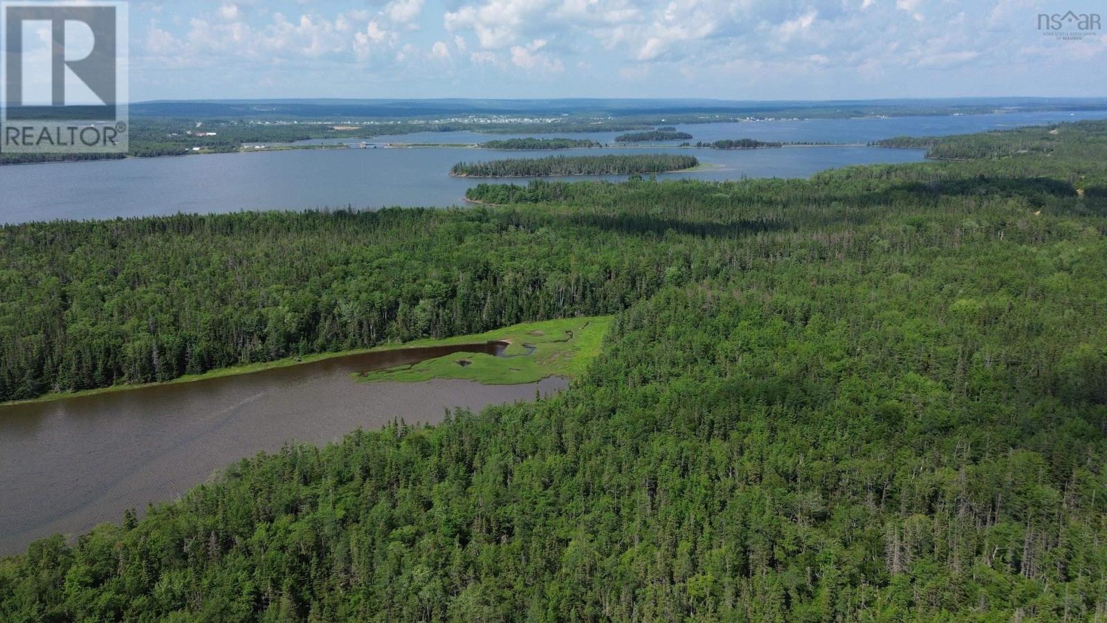 No. 206 Highway, Lennox Passage, Nova Scotia  B0E 1V0 - Photo 2 - 202401159