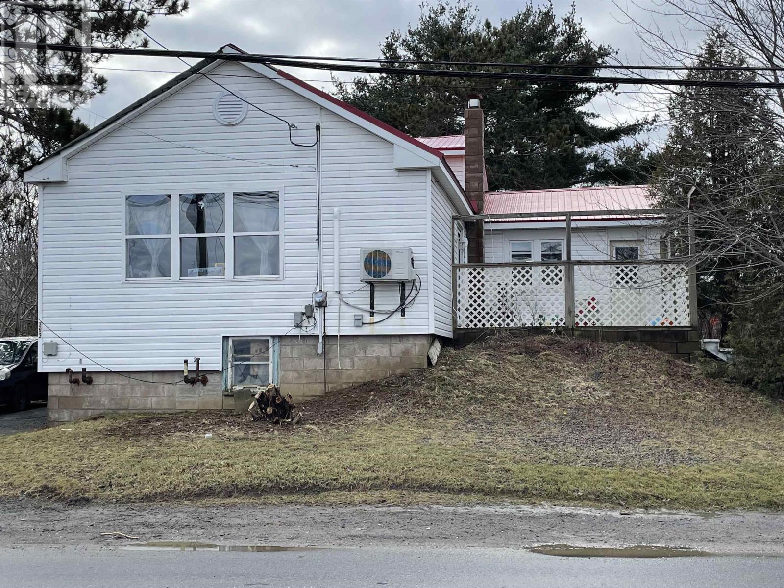 393 St. Phillips Street, bridgewater, Nova Scotia