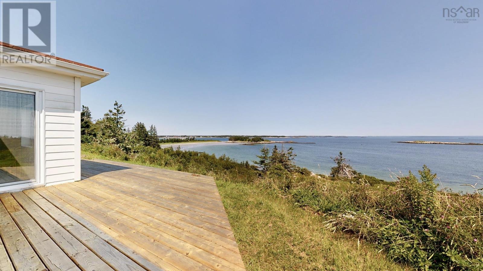 215 West Head Road, Lockeport, Nova Scotia  B0T 1L0 - Photo 15 - 202404033