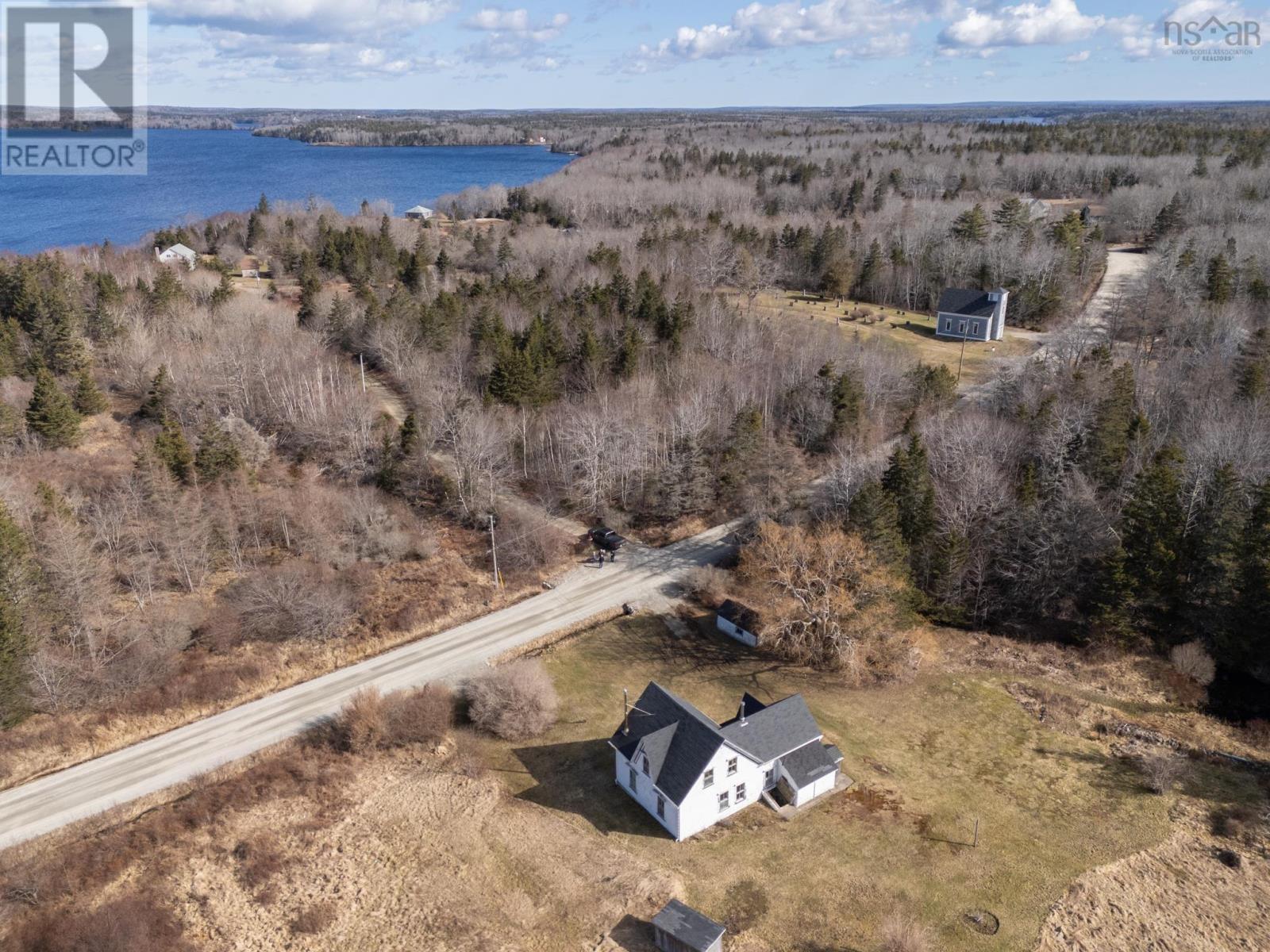 196 Lake Vaughan Road, Gavelton, Nova Scotia  B0W 3M0 - Photo 3 - 202405411