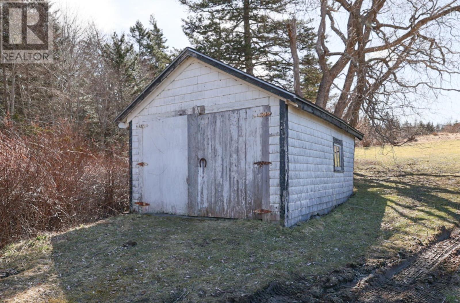 196 Lake Vaughan Road, Gavelton, Nova Scotia  B0W 3M0 - Photo 9 - 202405411