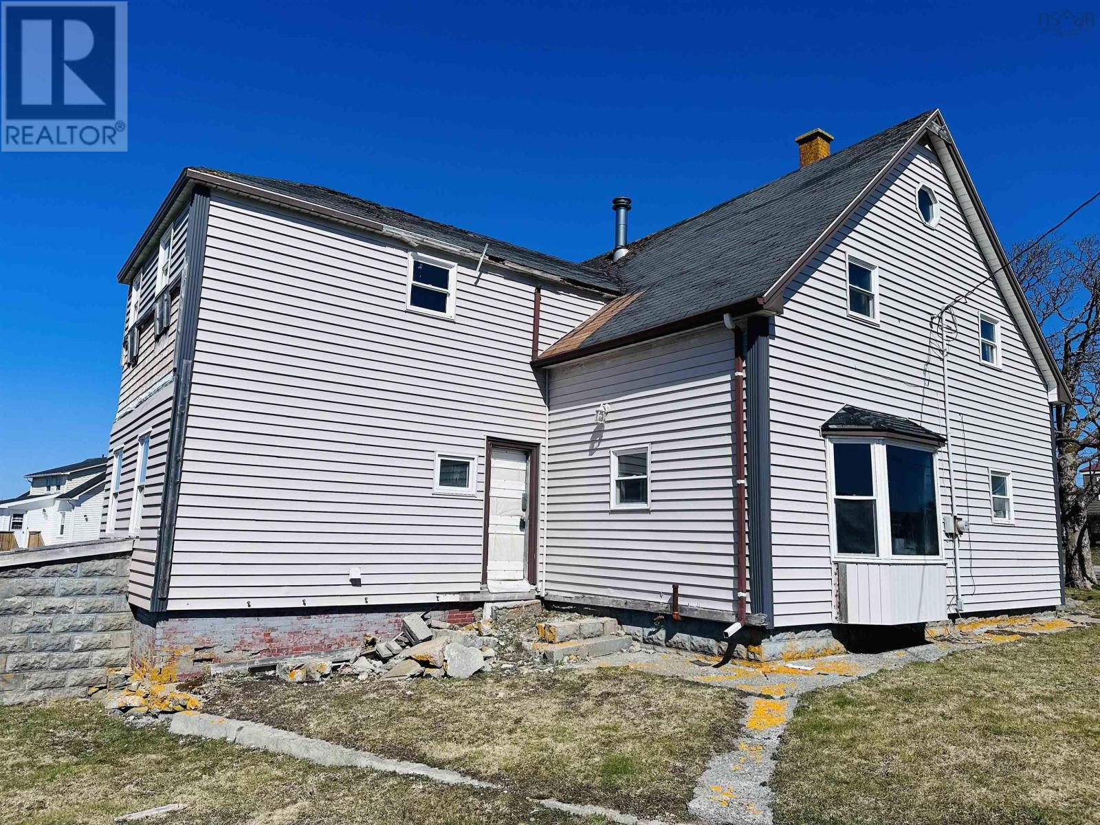 2686 Main Street, Clark's Harbour, Nova Scotia  B0W 1P0 - Photo 3 - 202406502