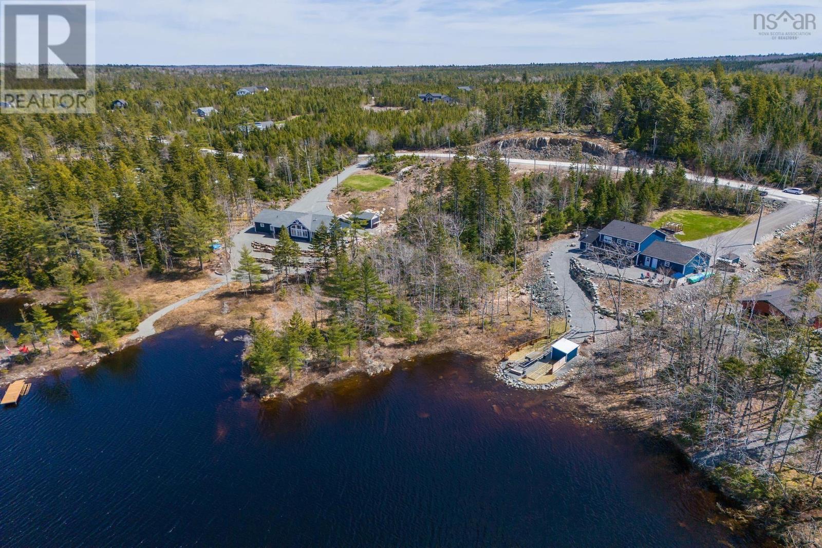 32 Meek Arm Trail, Mount Uniacke, Nova Scotia  B0N 1Z0 - Photo 3 - 202408102