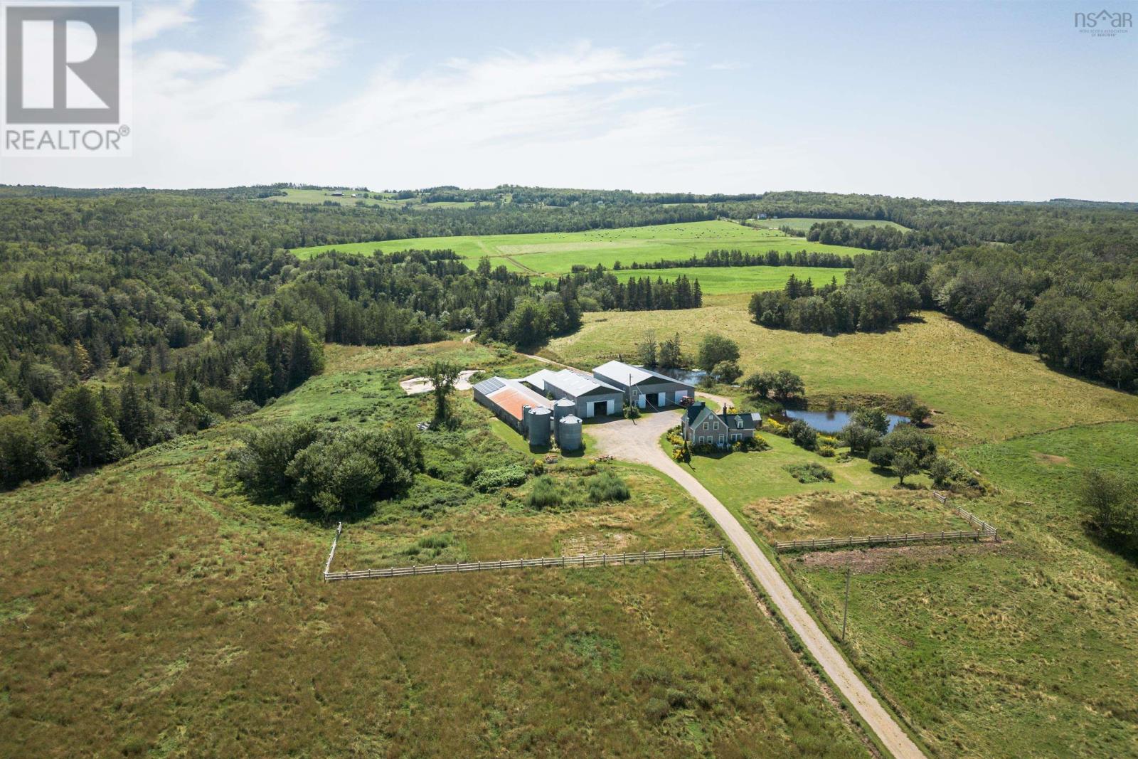 166 Rankinville Road, Mabou, Nova Scotia  B0E 1X0 - Photo 4 - 202408205