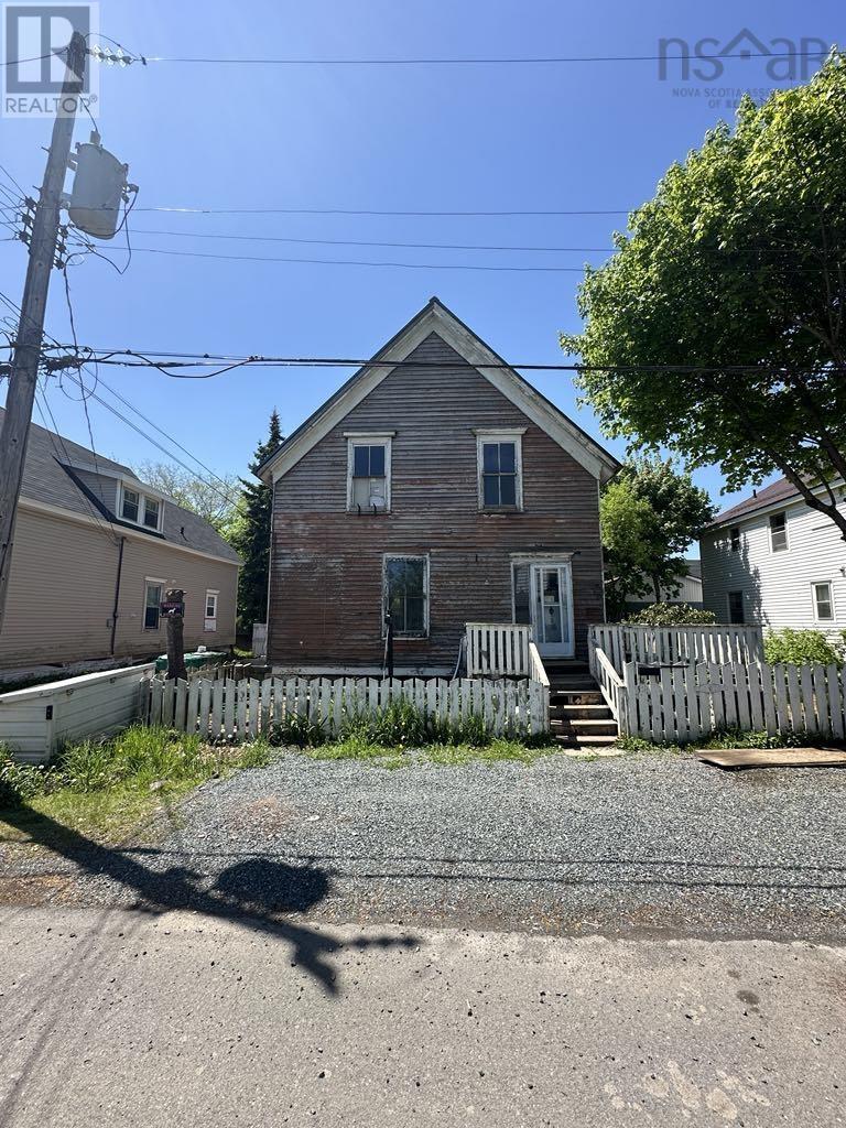 8 McLellan Street, truro, Nova Scotia