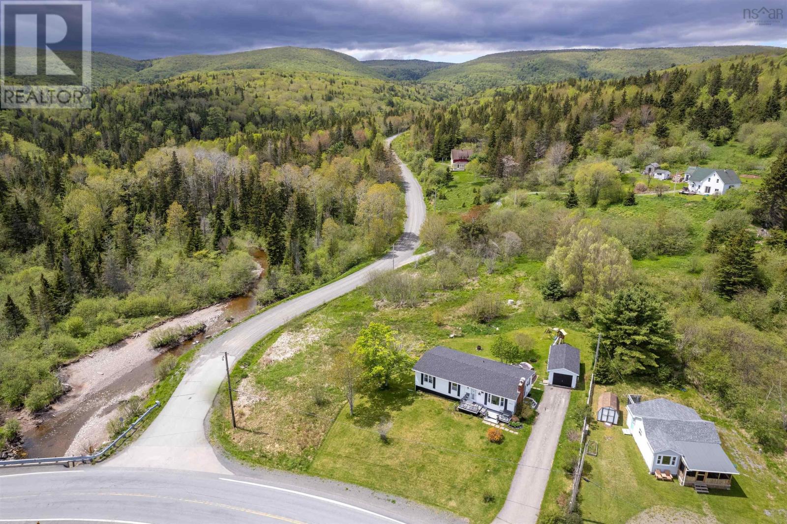 49742 Cabot Trail, Goose Cove, Nova Scotia  B0E 1B0 - Photo 2 - 202412787