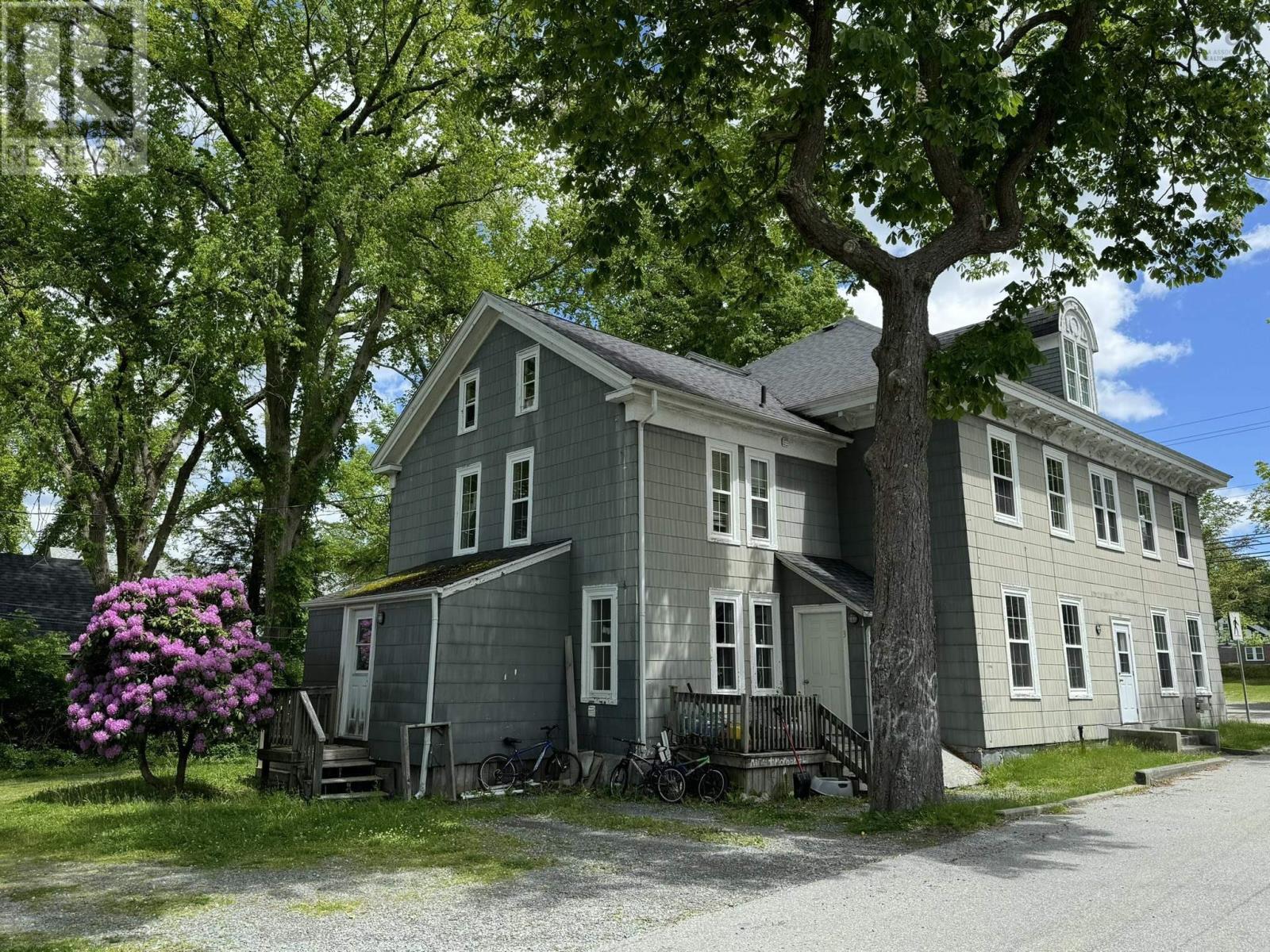 396 Main Street, Liverpool, Nova Scotia  B0T 1K0 - Photo 4 - 202413342