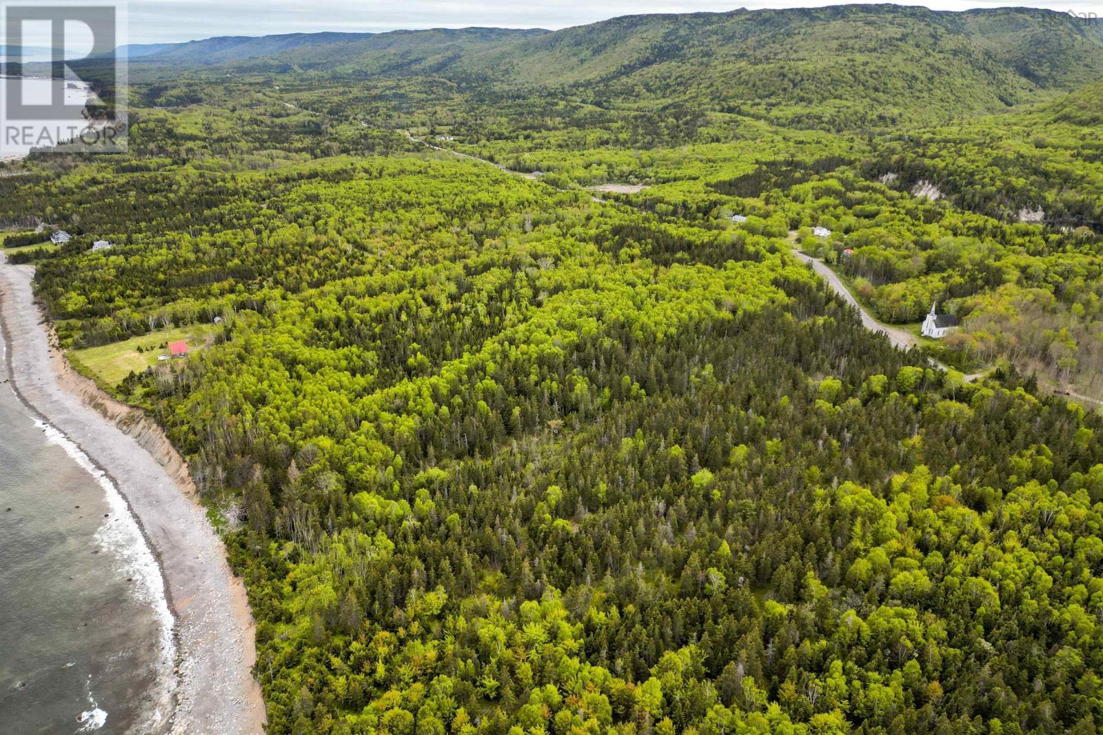 42979 Cabot Trail, Birch Plain, Nova Scotia  B0C 1H0 - Photo 4 - 202413605