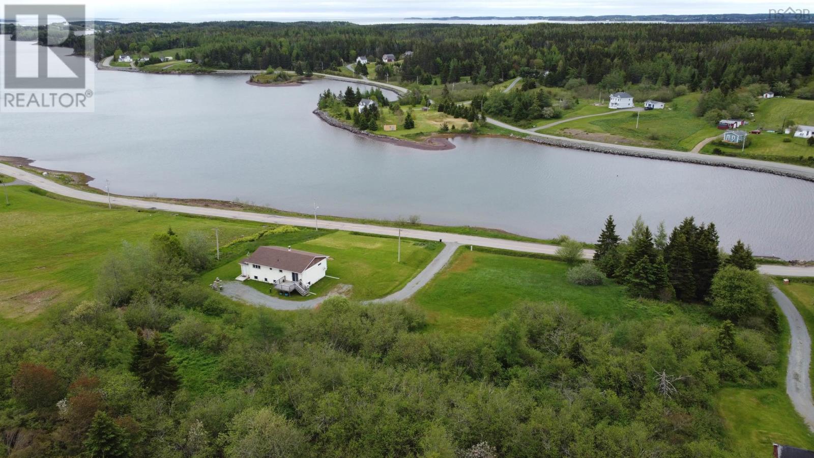 103 Riverview Drive, River Bourgeois, Nova Scotia  B0E 2X0 - Photo 4 - 202414081