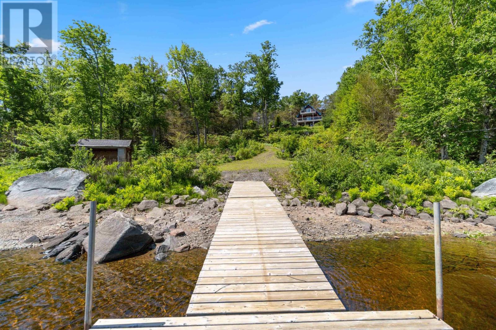 492 Turner Point Drive, Walden, Nova Scotia  B0J 2E0 - Photo 3 - 202414258