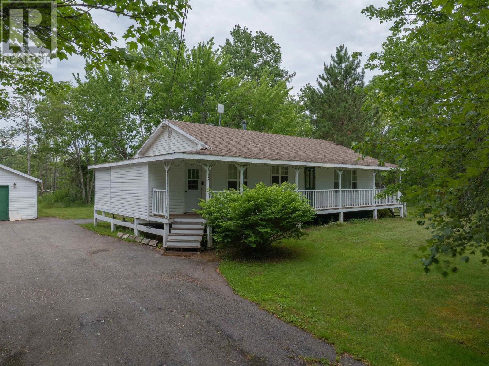 1207 Hunter Road, Wentworth, Nova Scotia  B0M 1Z0 - Photo 2 - 202415232