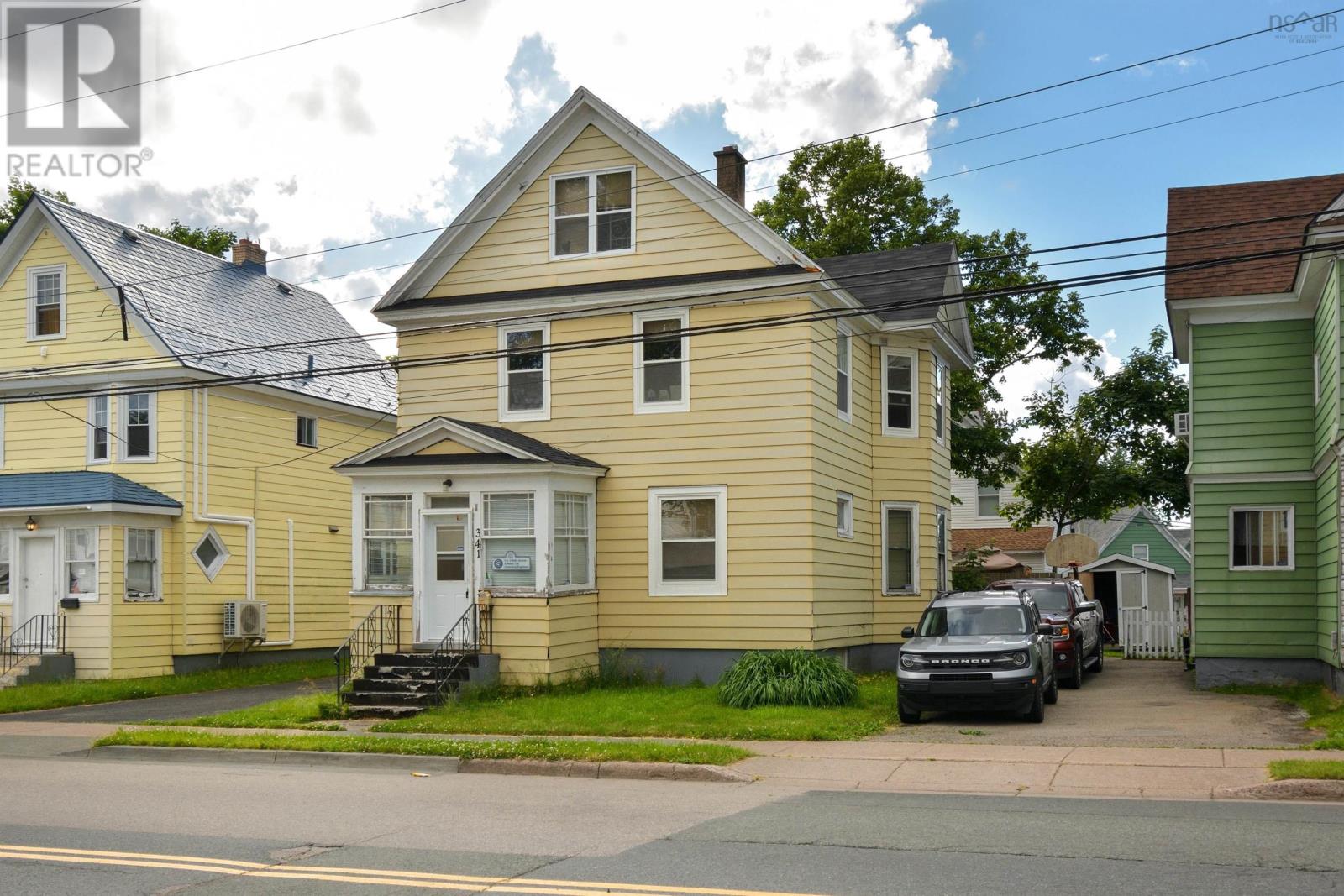 341 Townsend Street, Sydney, Nova Scotia  B1P 5G1 - Photo 3 - 202415971