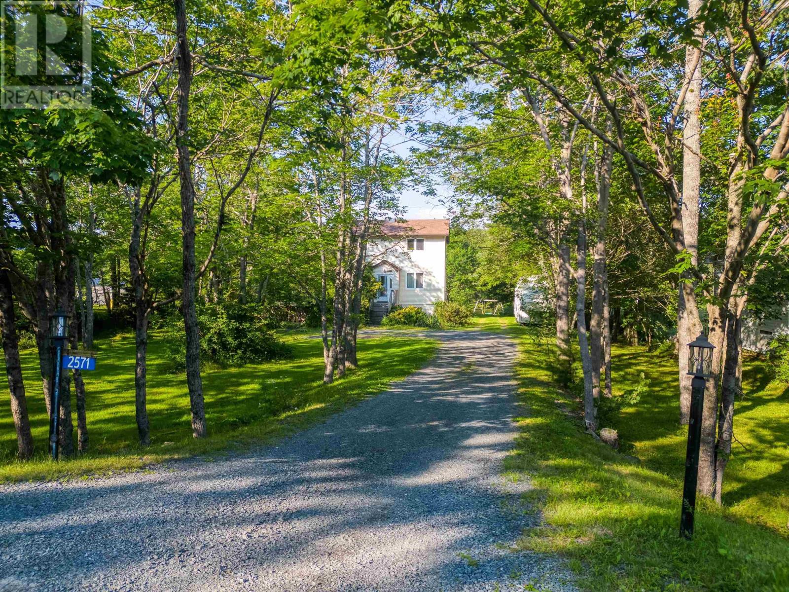 2571 St Margarets Bay Road, Timberlea, Nova Scotia  B3T 1H2 - Photo 2 - 202416219