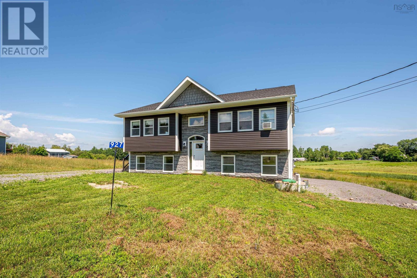 927 Windsor Back Road, Three Mile Plains, Nova Scotia  B0N 2T0 - Photo 3 - 202416426