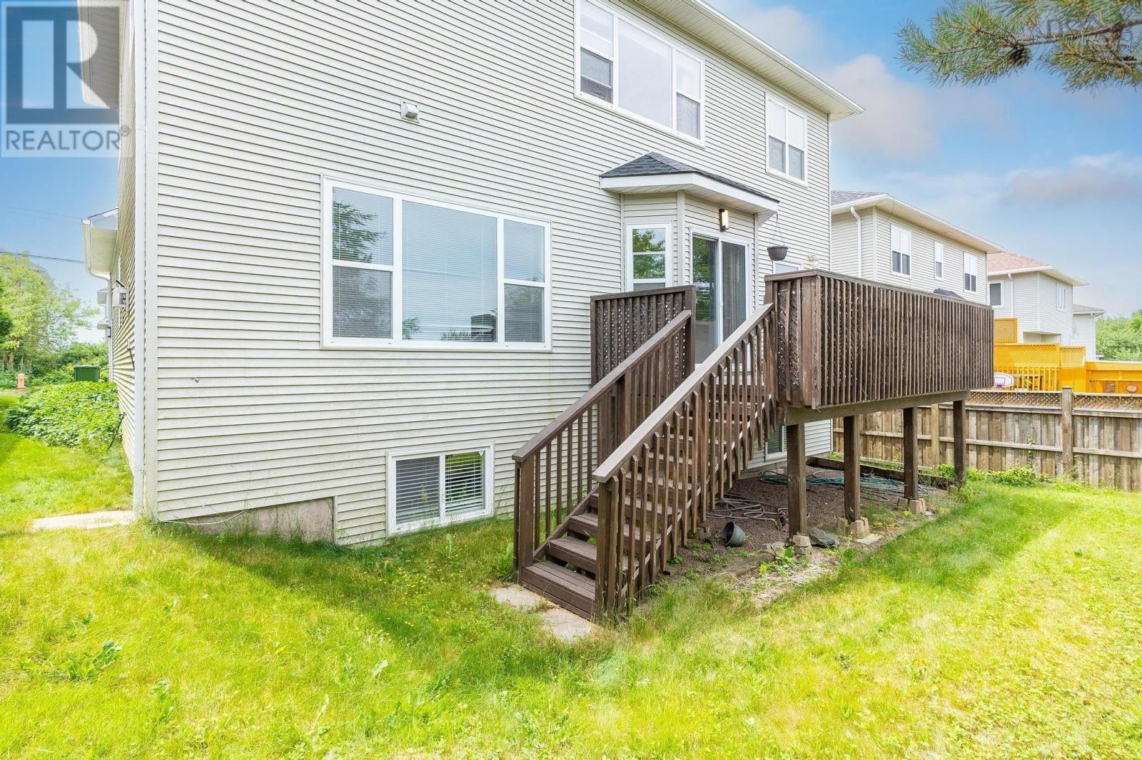 38 Stone Gate Drive, Halifax, Nova Scotia  B3N 3J2 - Photo 3 - 202416477