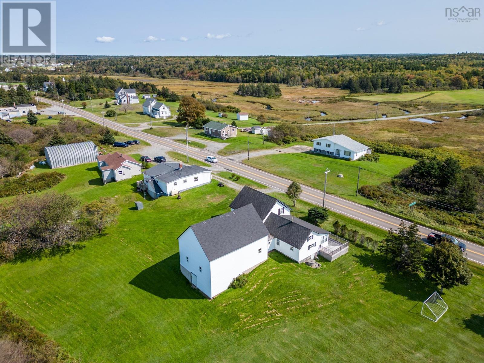 2857 Evangeline Trail, Grosses Coques, Nova Scotia  B0W 1M0 - Photo 12 - 202416757