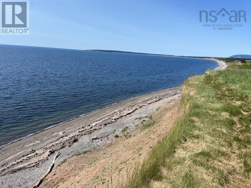 Cabot Trail, Grand Étang, Nova Scotia  B0E 1L0 - Photo 2 - 202416948