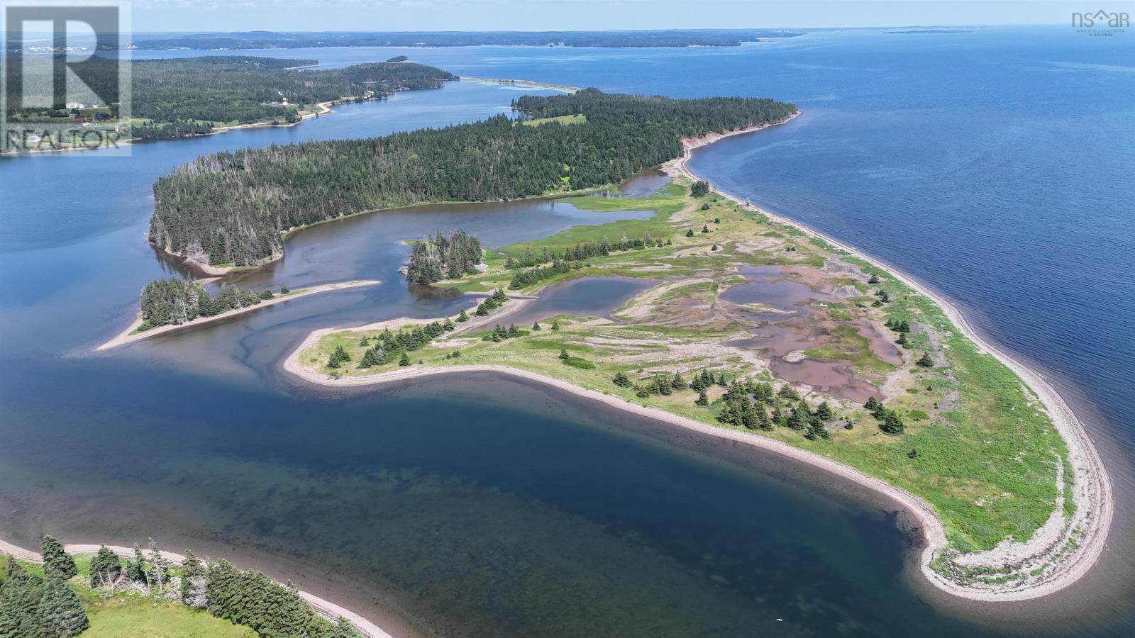 Grand Gully Island, river tillard, Nova Scotia