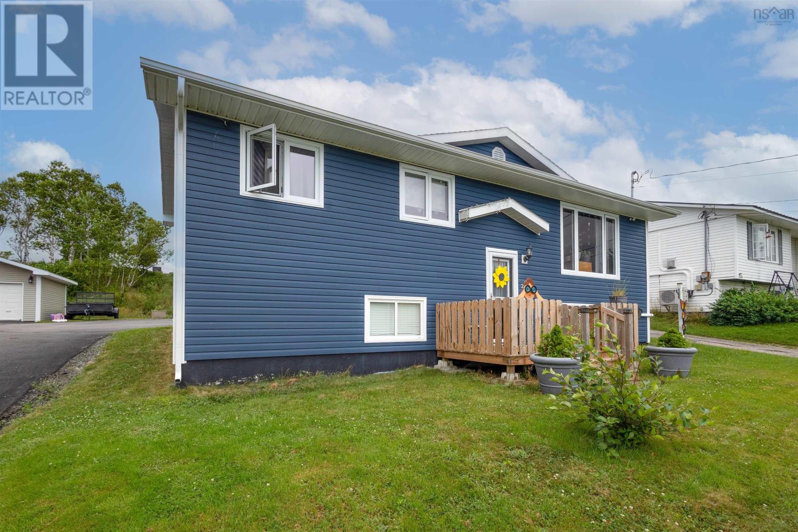 207 Rotary Drive, Sydney, Nova Scotia  B1P 6L4 - Photo 2 - 202417903