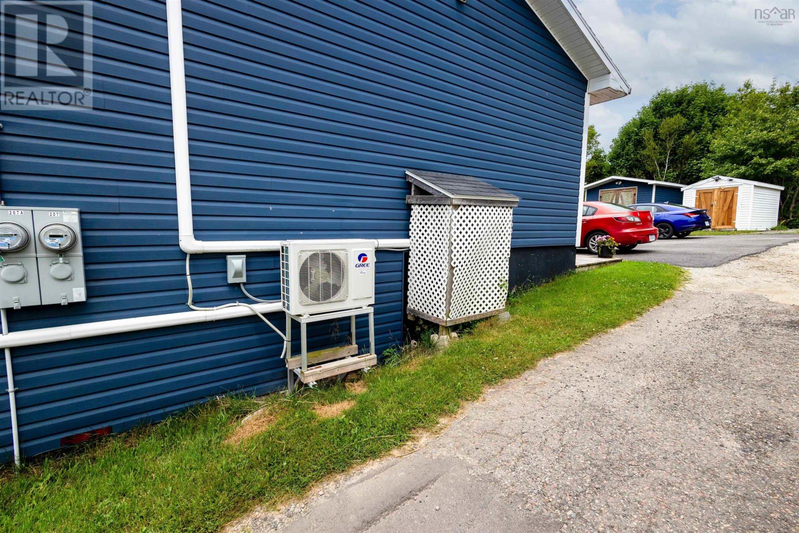 207 Rotary Drive, Sydney, Nova Scotia  B1P 6L4 - Photo 4 - 202417903