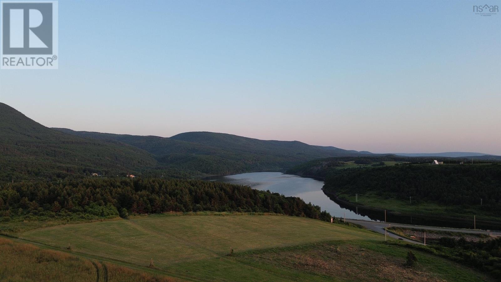 Old Cabot Trail, Grand Étang, Nova Scotia  B0E 1L0 - Photo 22 - 202418370