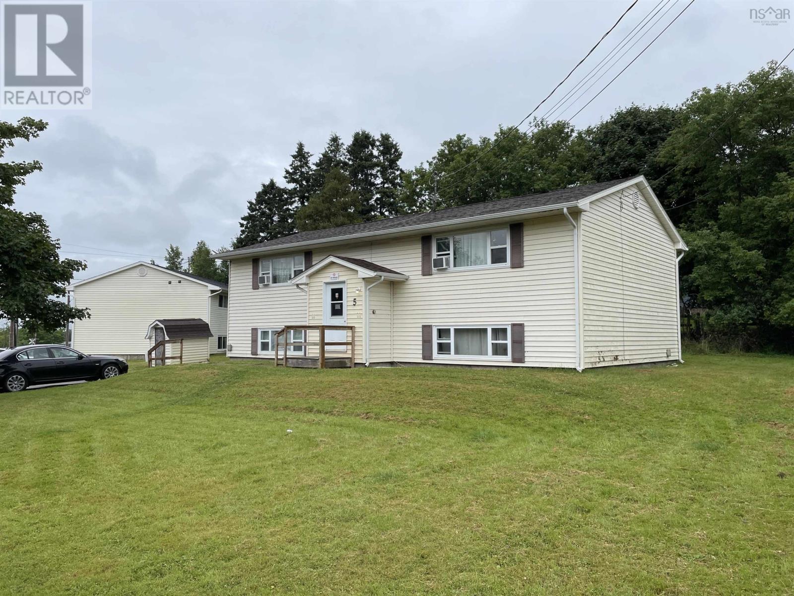 1 Minerva Drive, Truro, Nova Scotia  B2N 5N8 - Photo 2 - 202418492