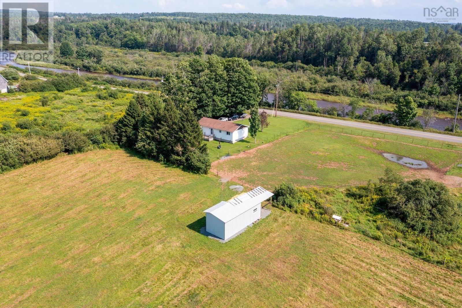 161 Valley Road, Valley, Nova Scotia  B6L 4M1 - Photo 7 - 202418871