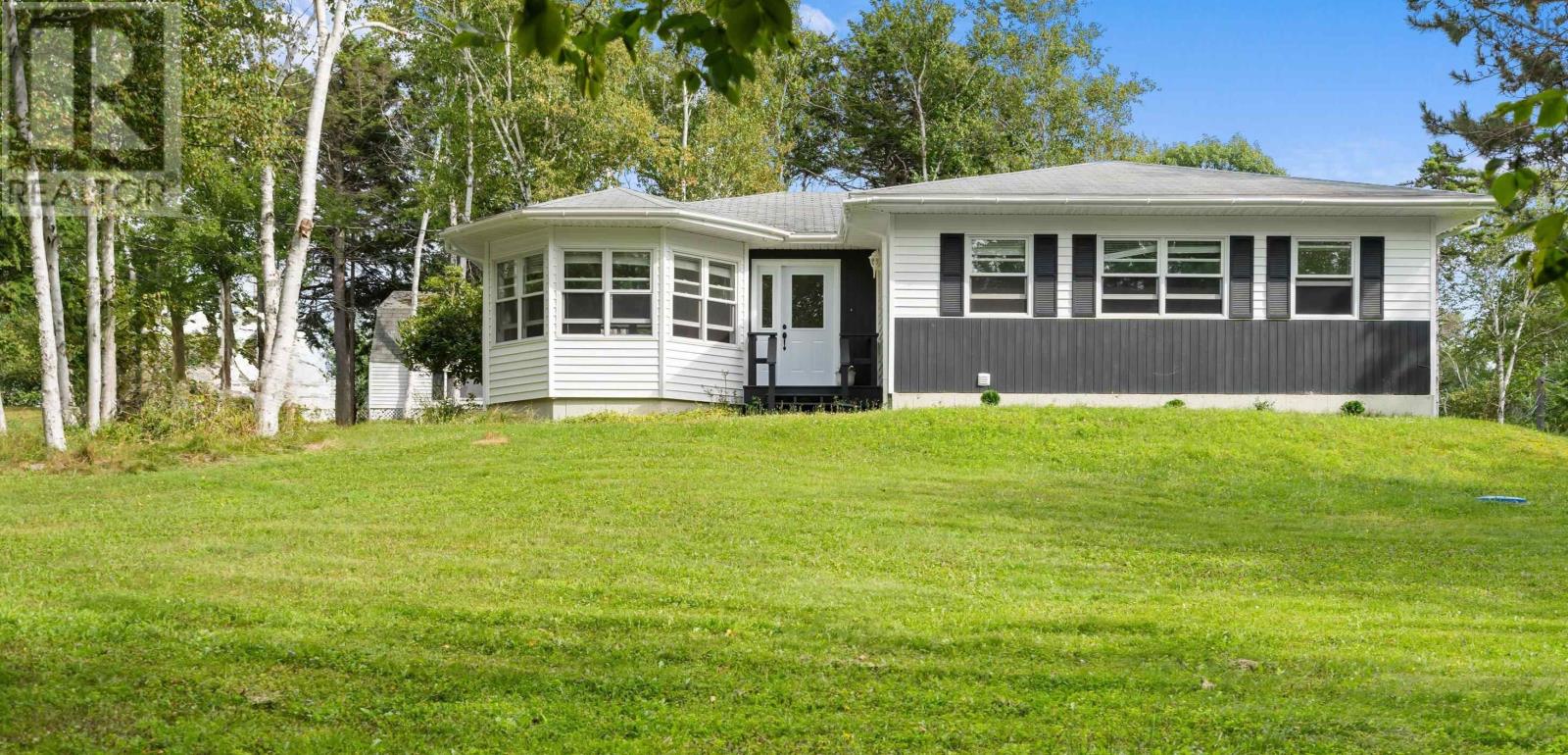 4 White Birch Lane, Black Point, Nova Scotia  B0K 1X0 - Photo 2 - 202419052