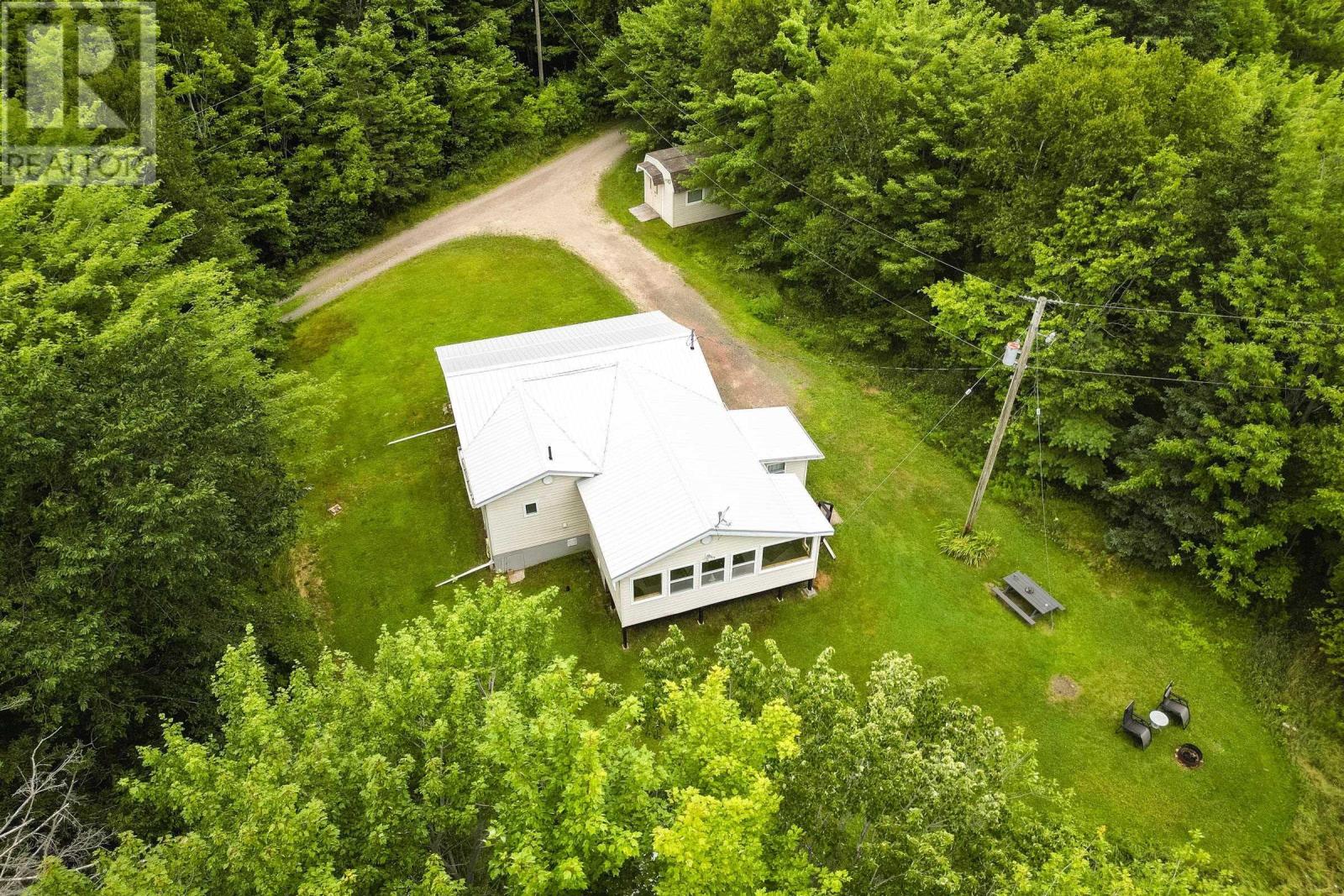 69 John Hughie Lane, Baddeck Inlet, Baddeck, Nova Scotia  B0E 1B0 - Photo 35 - 202419287