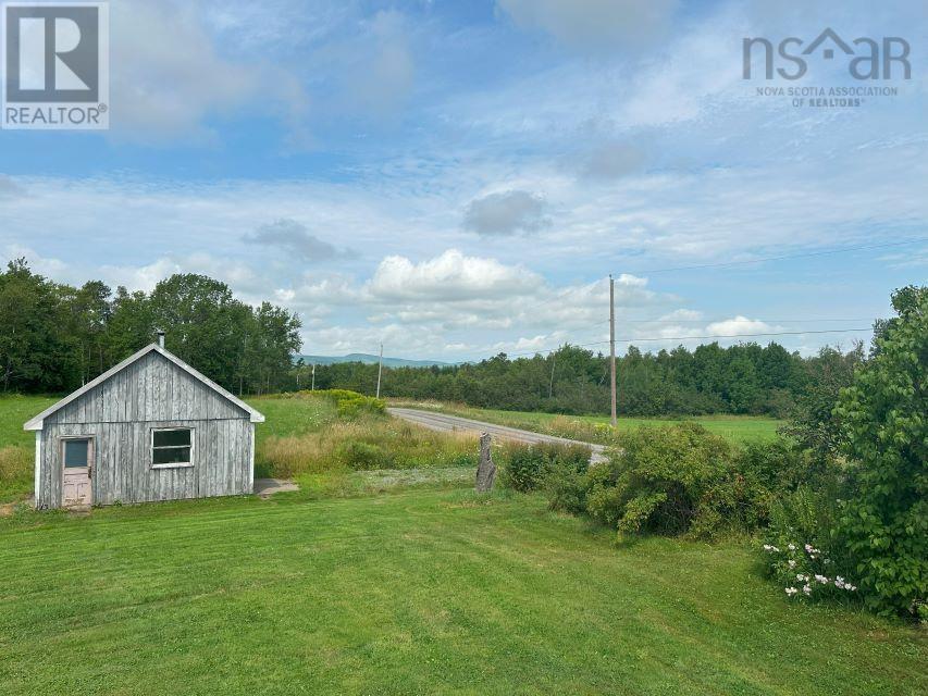 620 Walsh Post Road, Fairmont, Nova Scotia  B2G 2K9 - Photo 17 - 202419380