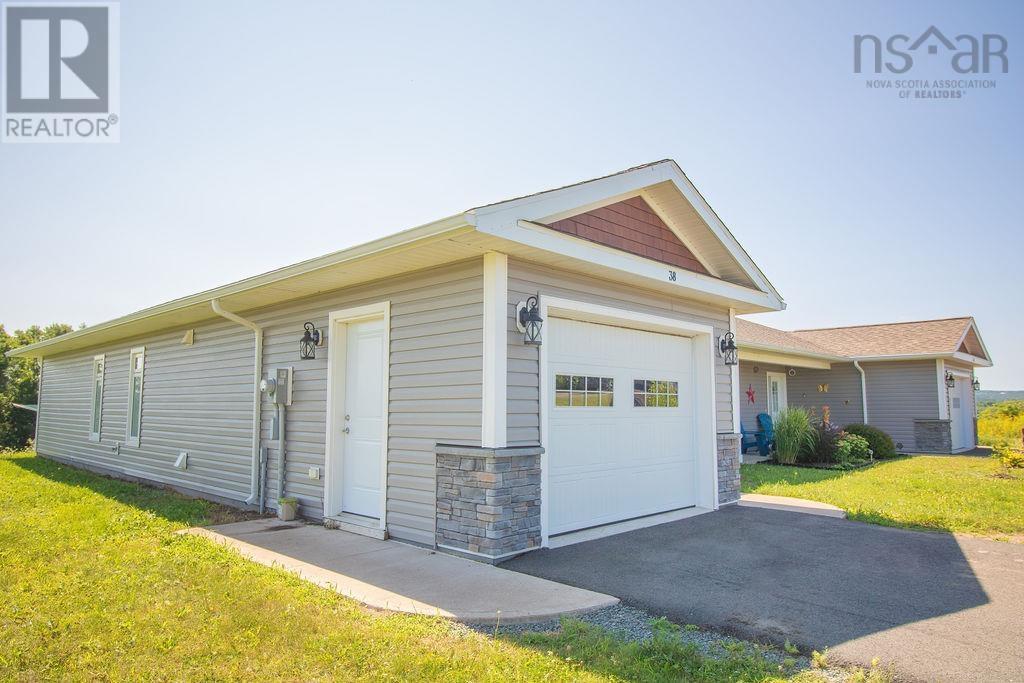 38 Mackinnon Court, Kentville, Nova Scotia  B4N 5R2 - Photo 2 - 202419699