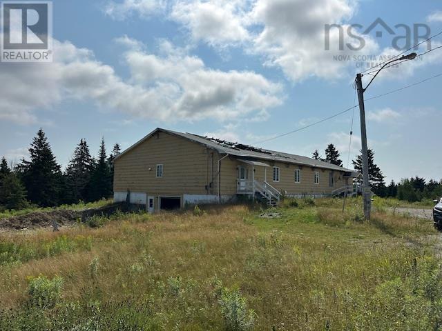 300 New Chester Road, Moser River, Nova Scotia  B0J 2K0 - Photo 3 - 202419892