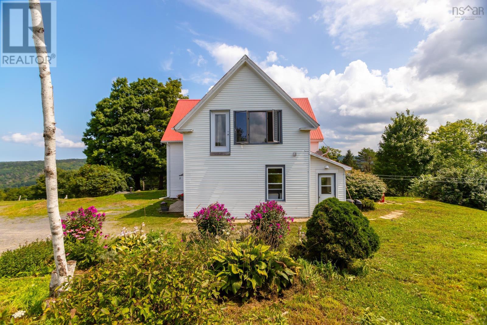 372 Riverview Road, Bear River, Nova Scotia  B0S 1B0 - Photo 6 - 202420007