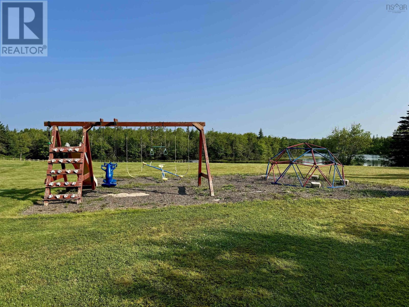 207 Lake Road, West Arichat, Nova Scotia  B0E 3J0 - Photo 13 - 202420108