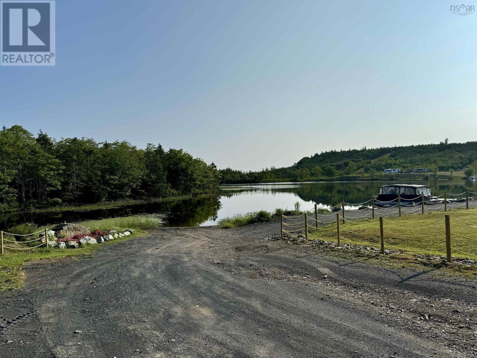 207 Lake Road, West Arichat, Nova Scotia  B0E 3J0 - Photo 9 - 202420108