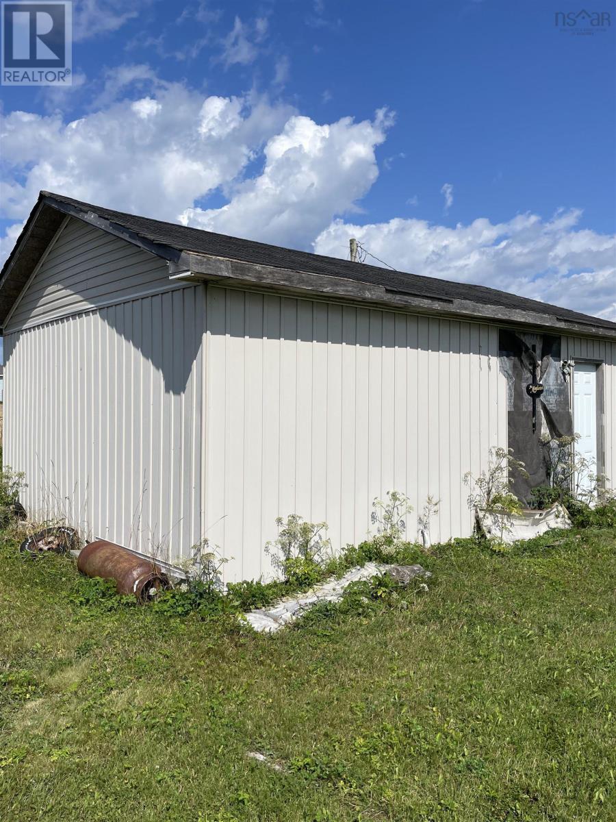 2807 Louisbourg Main-A-Dieu Road, Main-À-Dieu, Nova Scotia  B1C 1X4 - Photo 14 - 202420545