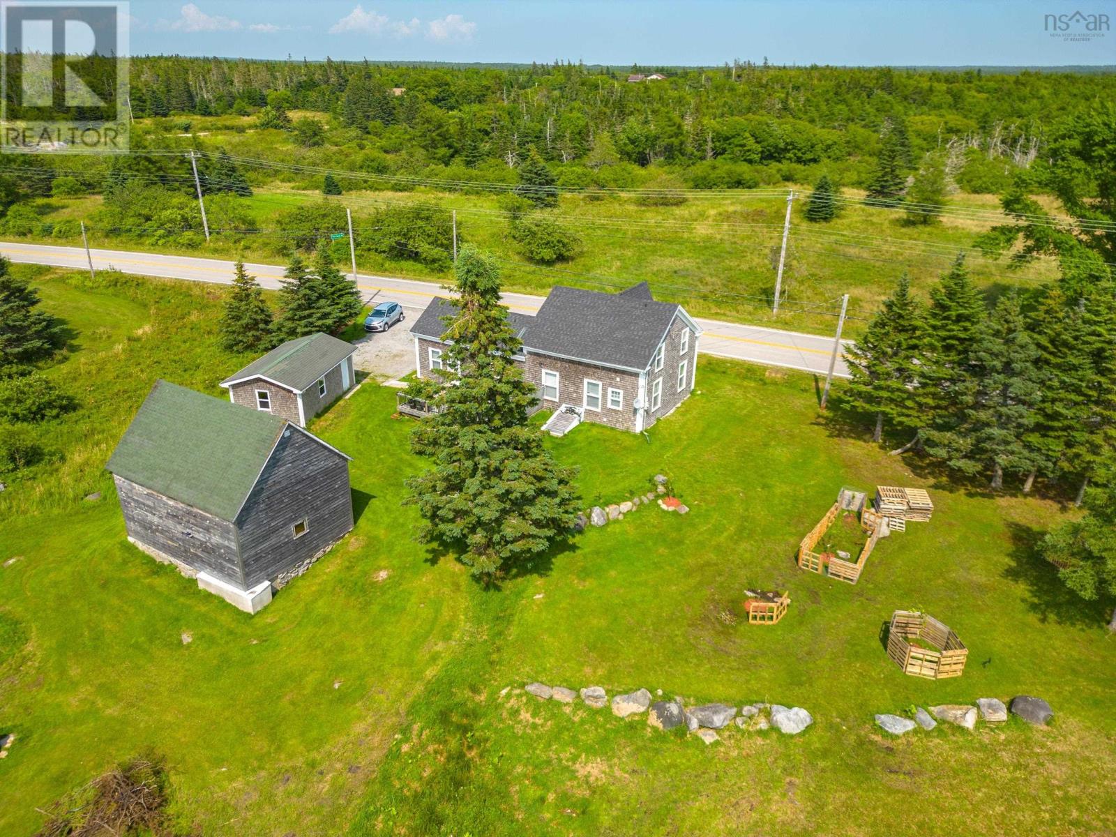 1663 Highway 3, East Pubnico, Nova Scotia  B0W 2A0 - Photo 16 - 202420728