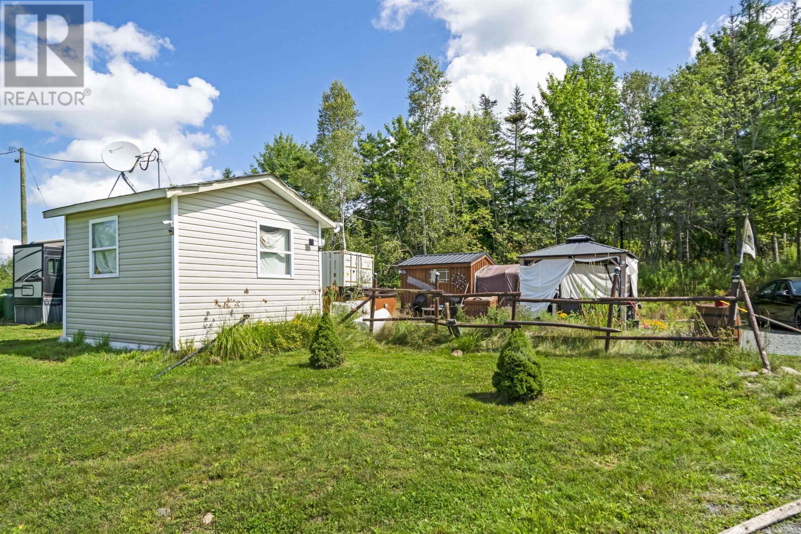 1379 Cooks Brook Road, Cooks Brook, Nova Scotia  B0N 2H0 - Photo 3 - 202420917