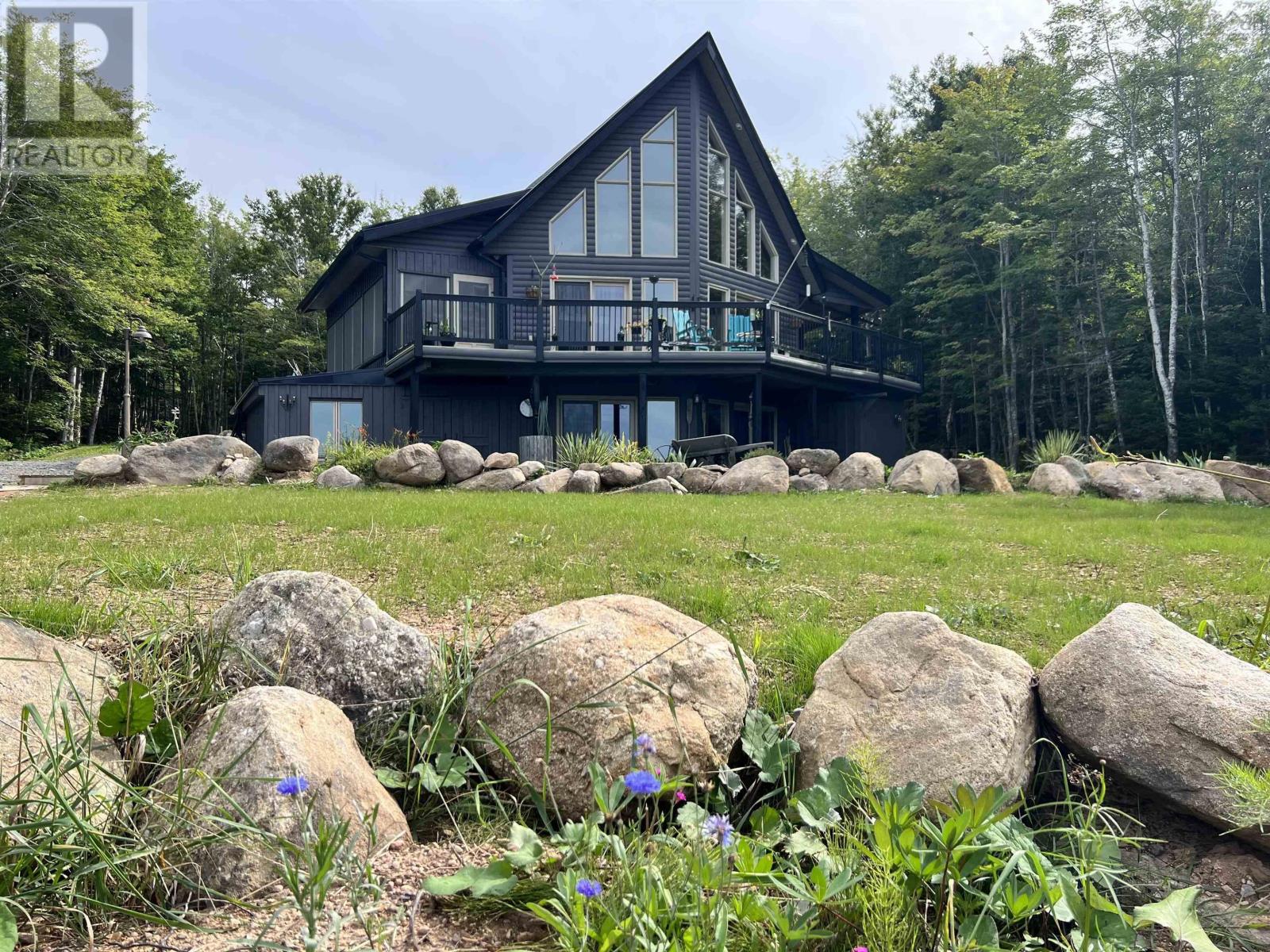 152 Mersey Road, inlet baddeck, Nova Scotia