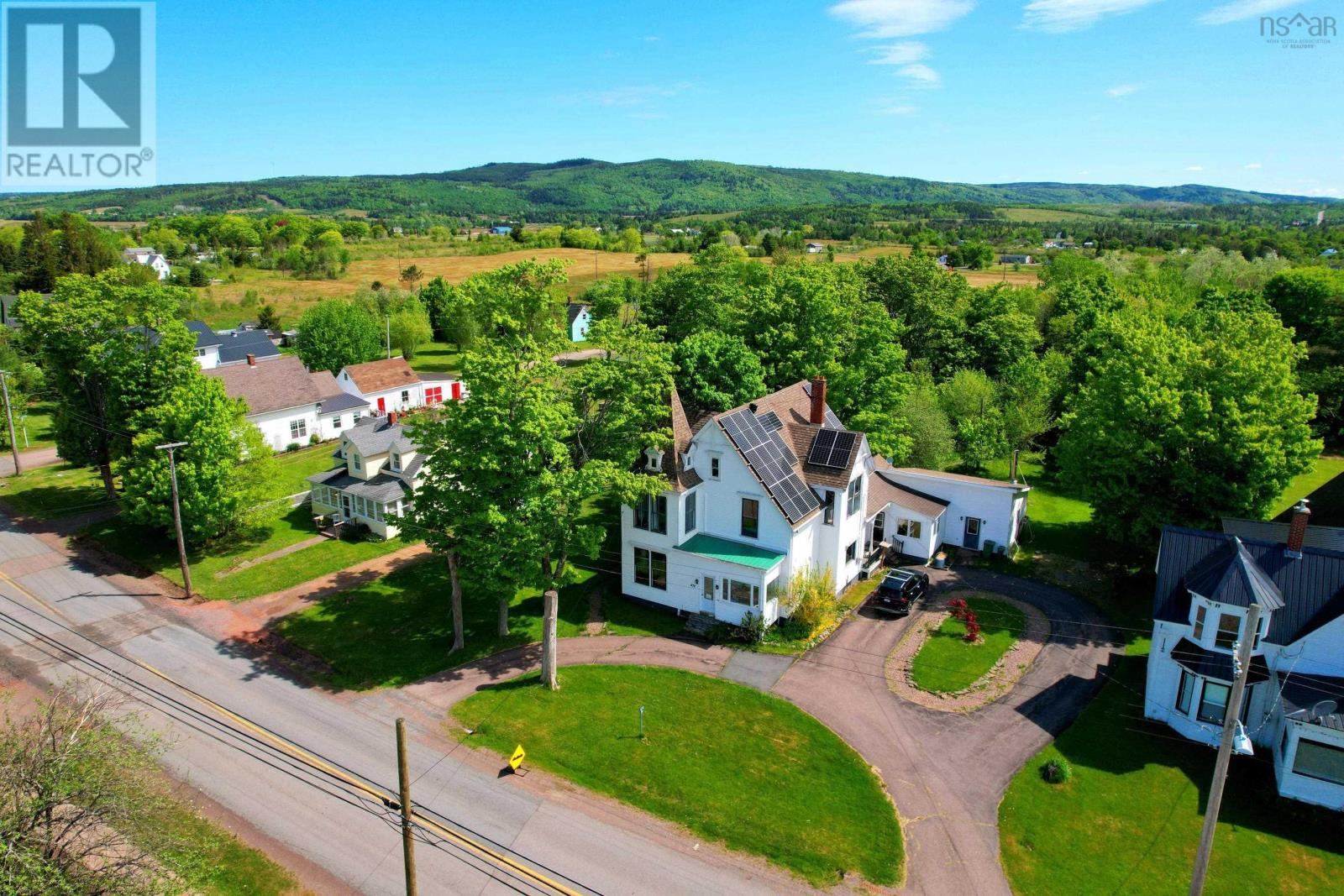 472 Main Street, parrsboro, Nova Scotia