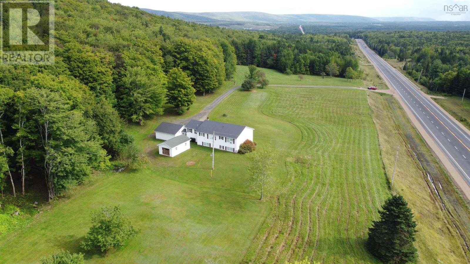 5679 Highway 105 Highway, Melford, Nova Scotia  B0E 2Y0 - Photo 2 - 202421659