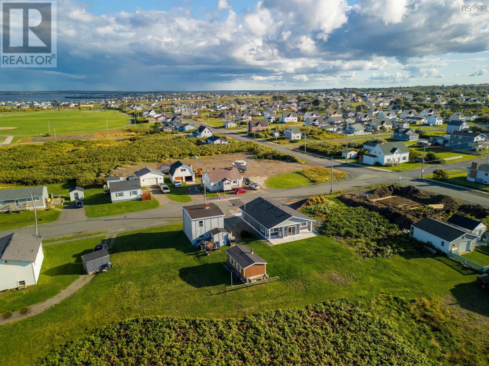 37 Eighth Street, Glace Bay, Nova Scotia  B1A 4K7 - Photo 47 - 202422123