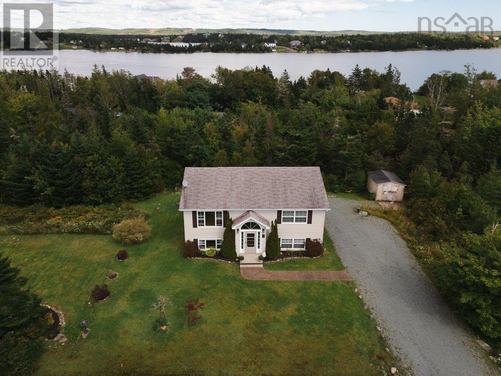 139 David Allen Drive, East Lawrencetown, Nova Scotia  B2Z 1V1 - Photo 2 - 202422153