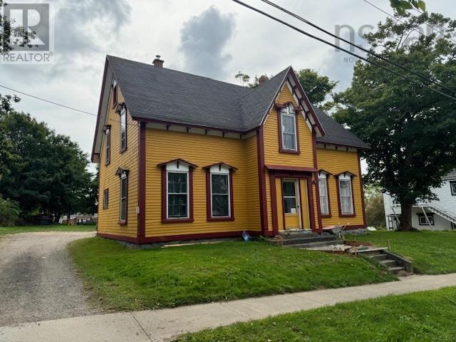 9 Elm Street, Yarmouth, Nova Scotia  B5A 2P6 - Photo 25 - 202422236