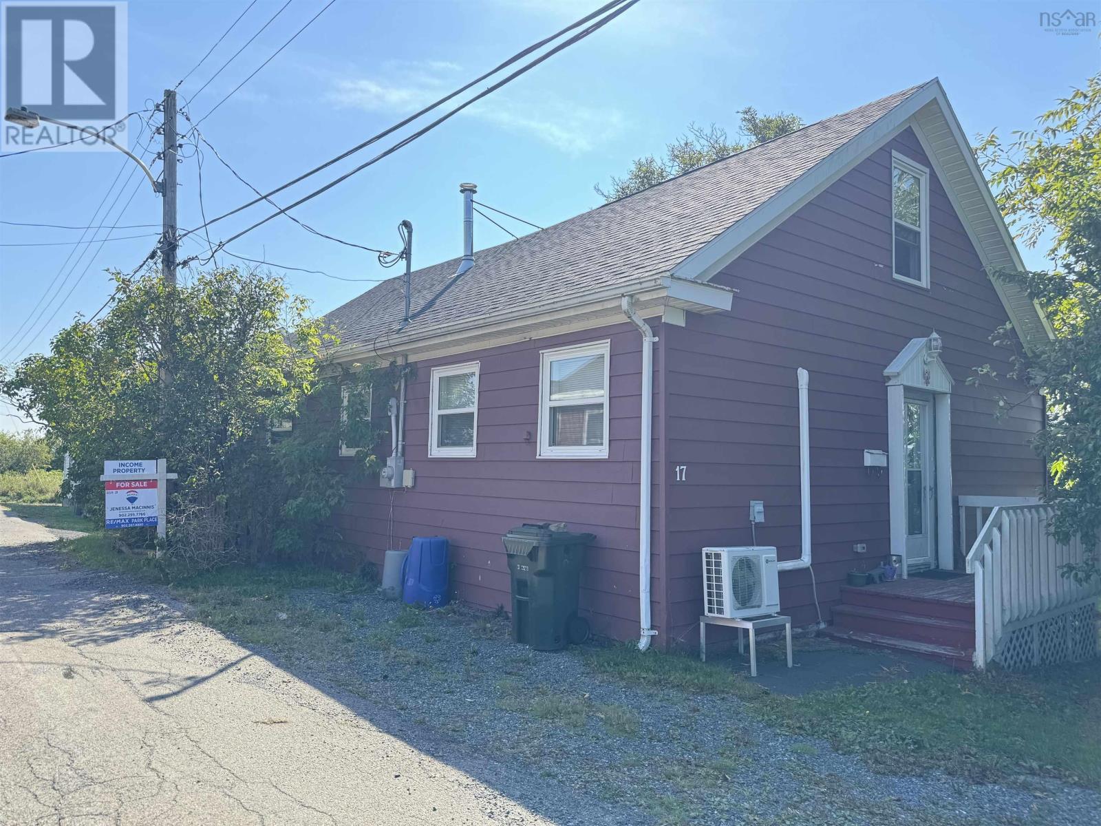 15-17 Ferris Street, Whitney Pier, Nova Scotia  B1N 2M9 - Photo 2 - 202422503