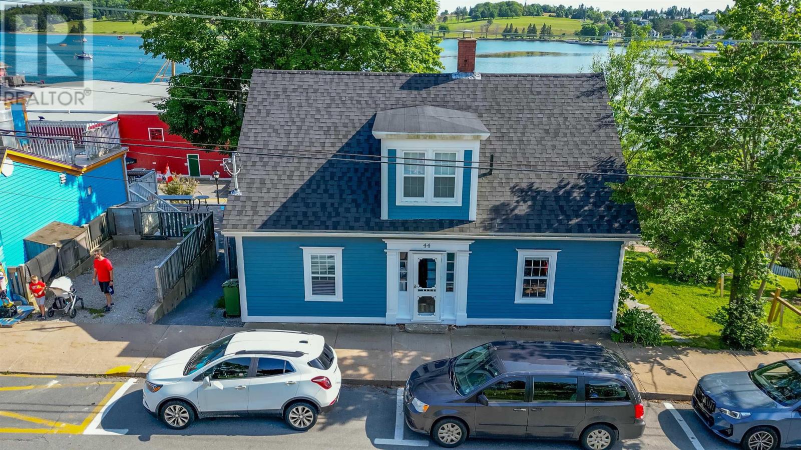 44 Montague Street, Lunenburg, Nova Scotia  B0J 2C0 - Photo 3 - 202422510